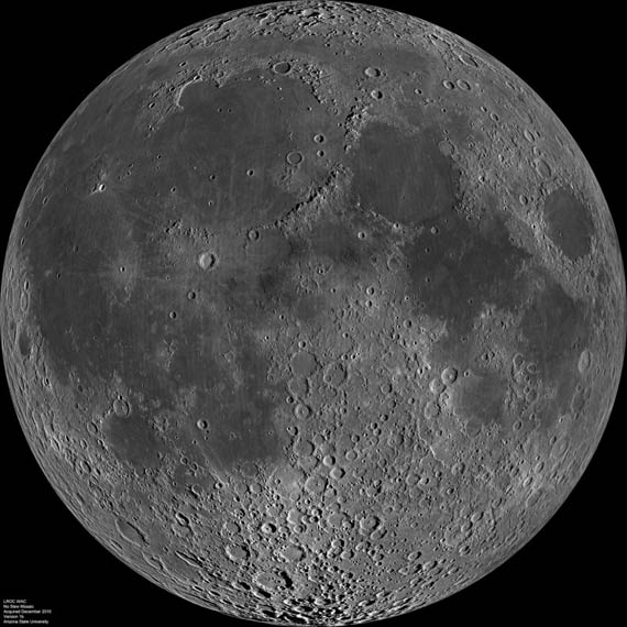 Η Ορατή Πλευρά της Σελήνης